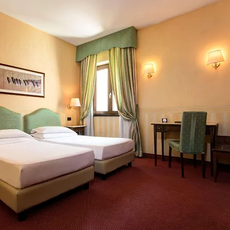 Hotel Western Tritone 4*