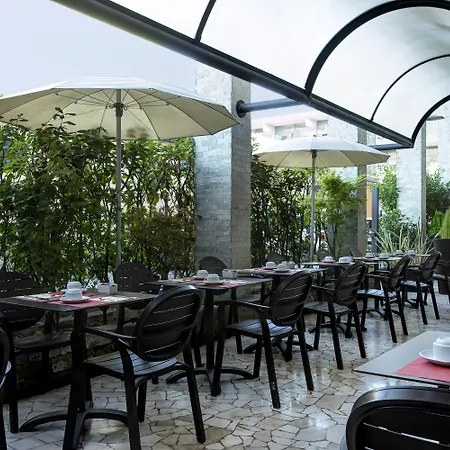 Hotel Western Tritone